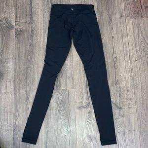Lululemon leggings size 4